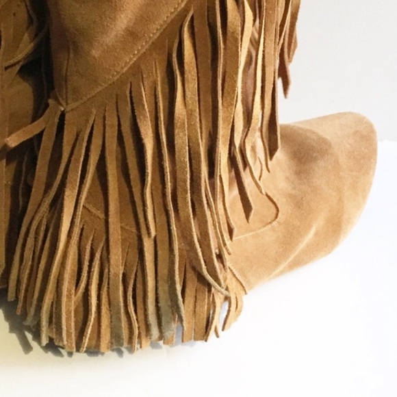 Beautiful Sam Edelman Chestnut Suede Moccasin Boots - Picture 7 of 8